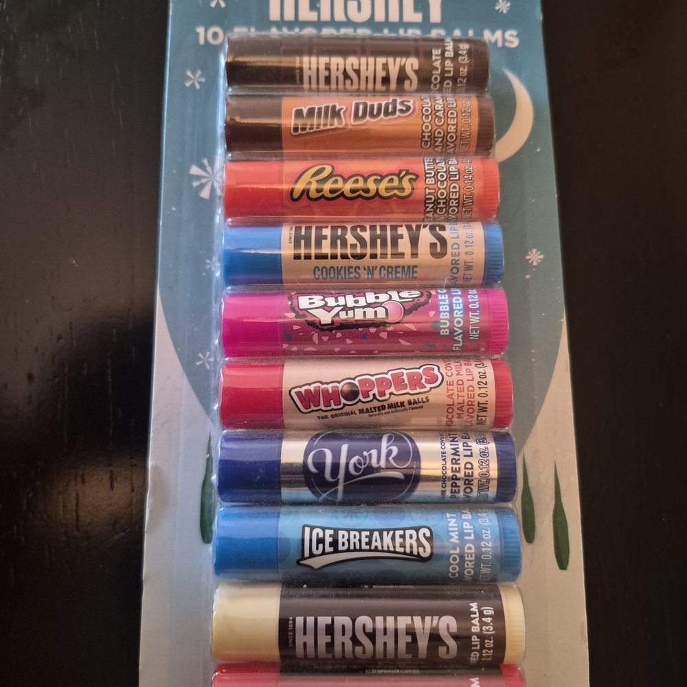 Hershey's Assorted Flavored Lip Balm Set